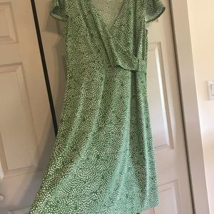 💚🕊LOFT Ann Taylor dress, Sz. 12. Soft and stretchy. Perfect for any occasion!
